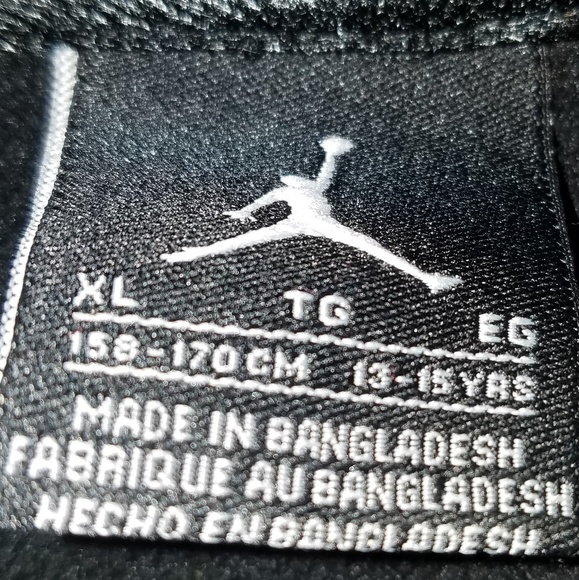 Jordan track jacket bred boys xl - Picture 4 of 4